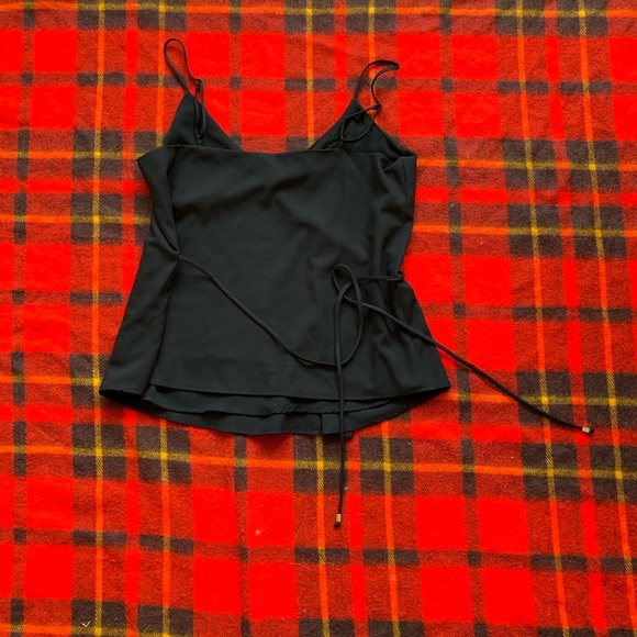 WAYF lined black tank top with ties. - Picture 4 of 4
